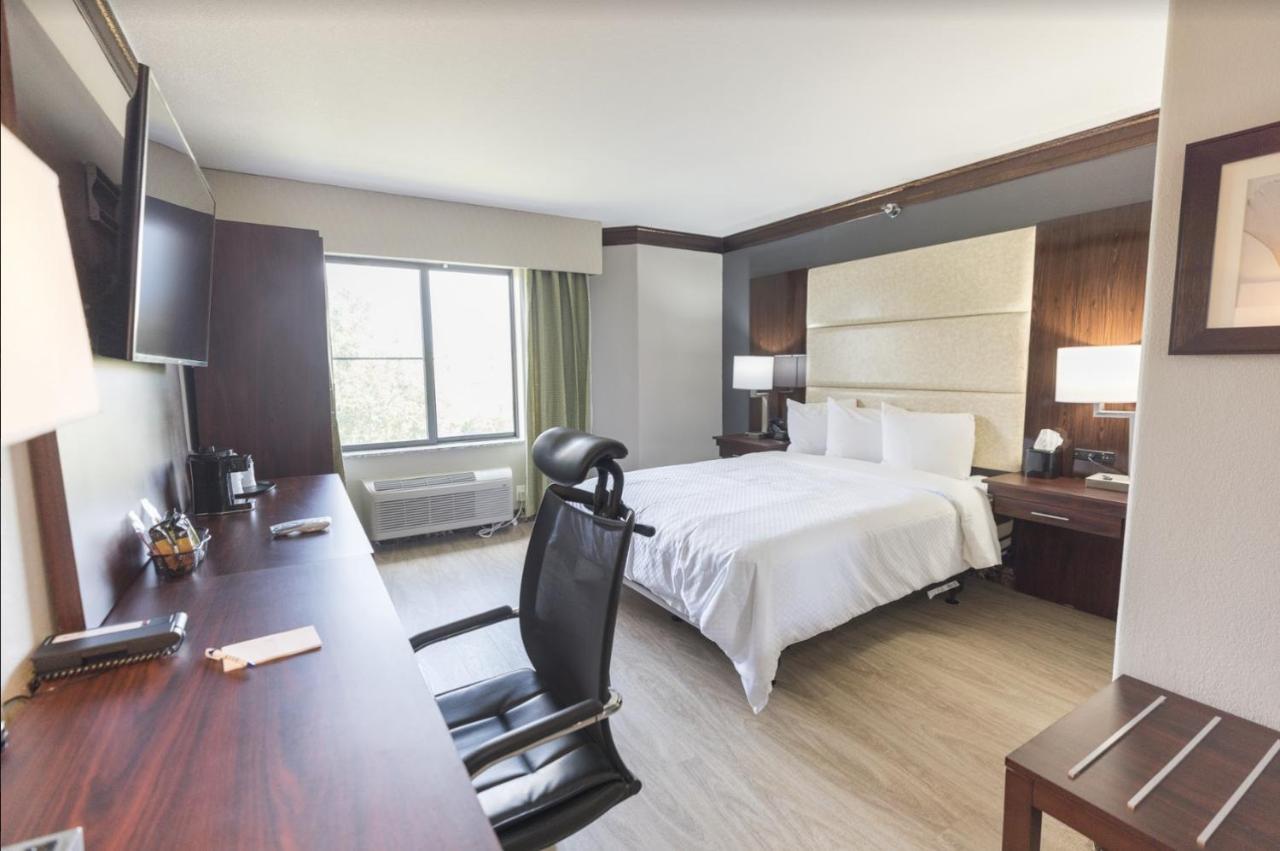 The Leo Collection Detroit, Ascend Hotel Collection Lincoln Park Ngoại thất bức ảnh
