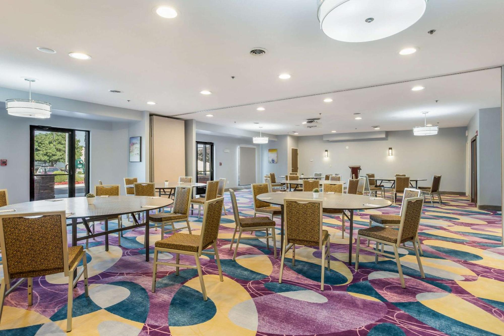 The Leo Collection Detroit, Ascend Hotel Collection Lincoln Park Ngoại thất bức ảnh